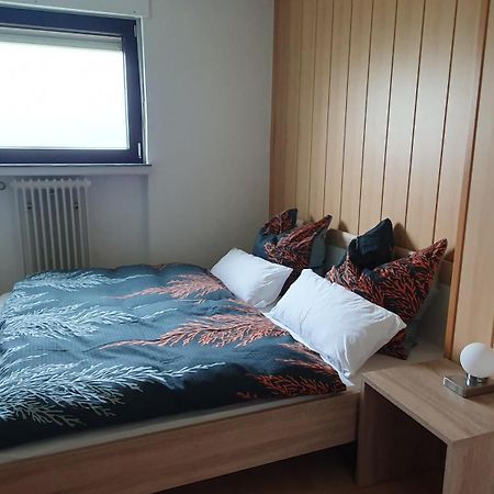 Kleine Ferienwohnung In Ruhiger Lage แฮร์โซเกนราธ ภายนอก รูปภาพ