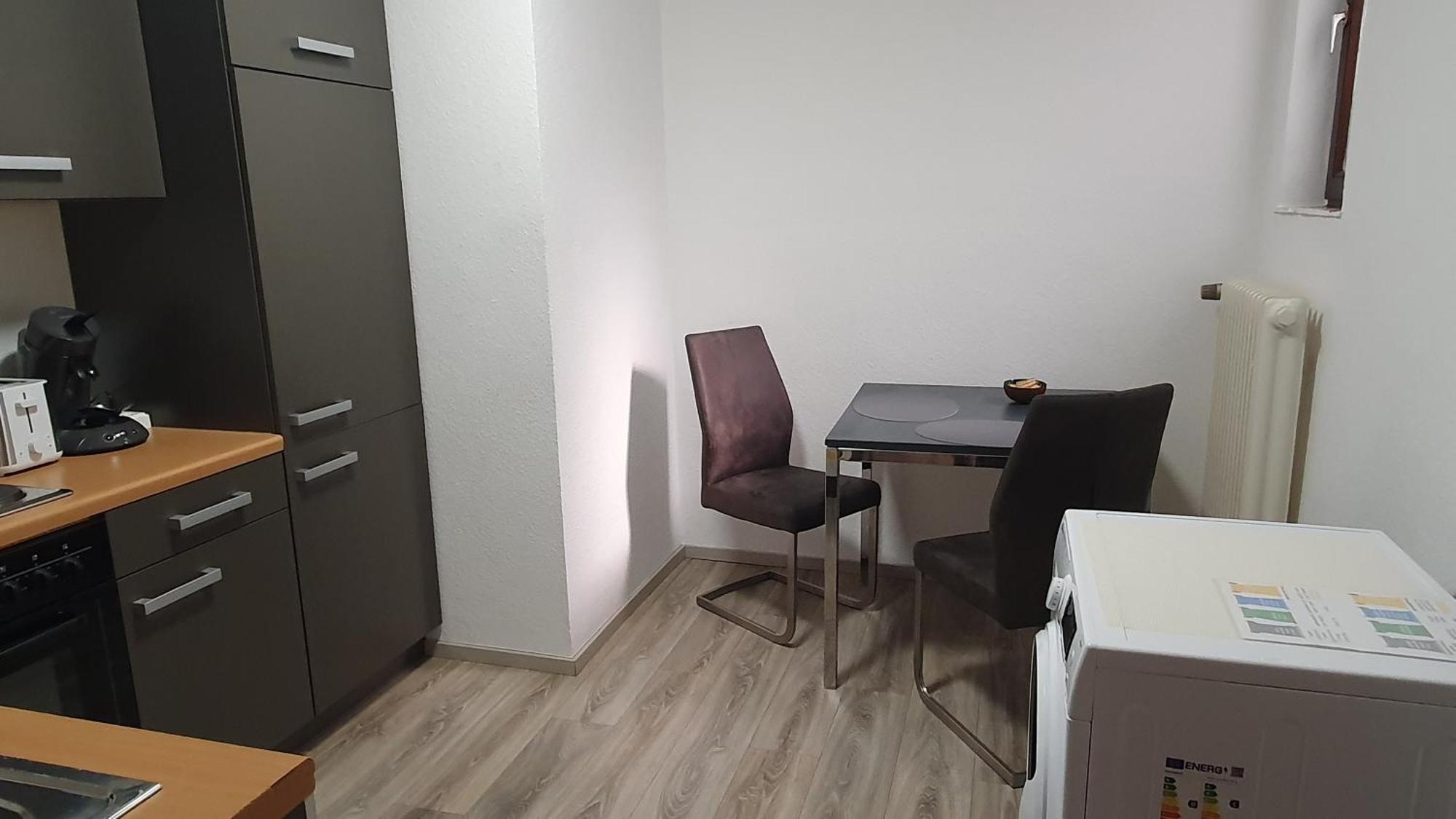Kleine Ferienwohnung In Ruhiger Lage แฮร์โซเกนราธ ภายนอก รูปภาพ